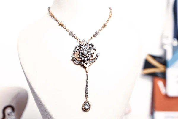 Διαμαντένια Κοσμήματα Πολυτέλεια Και Κοσμήματα Μόδας — Φωτογραφία Αρχείου