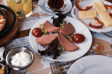 zengin ve leziz Türk Kahvaltı