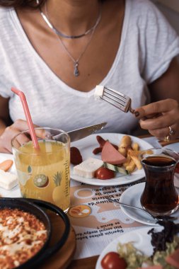 zengin ve leziz Türk Kahvaltı
