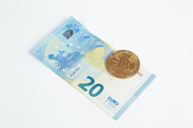 Multi Euro Dolar, farklı türde yeni nesil banknotlar, bitcoin