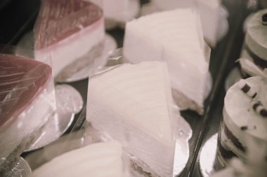 Masada lezzetli bir pasta var.