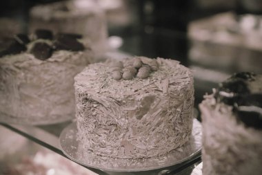 Masada lezzetli bir pasta var.