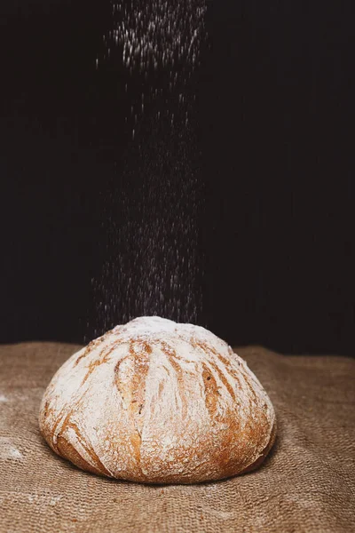 Lezzetli doğal estetik fırınlanmış ekmek