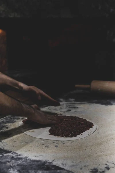 Κάνοντας Μια Τούρκικη Πίτσα Lahmacun Fast Food Και Δημοφιλή Street — Φωτογραφία Αρχείου