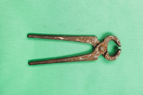 Old Well Used Pair Rusty Nippers — Foto Stock