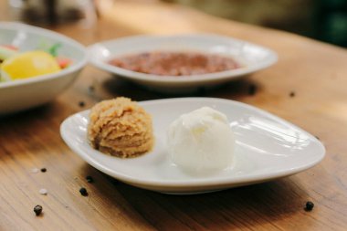 Geleneksel Türk ve Yunan yemek meze masası