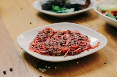 Geleneksel Türk ve Yunan yemek meze masası