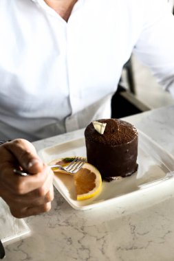 Masada lezzetli bir pasta var.