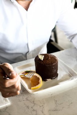 Masada lezzetli bir pasta var.