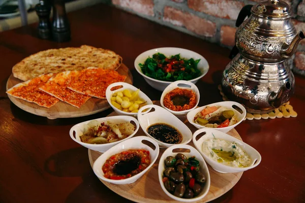 Traditionelles Türkisches Und Griechisches Dinner Meze Tisch — Stockfoto