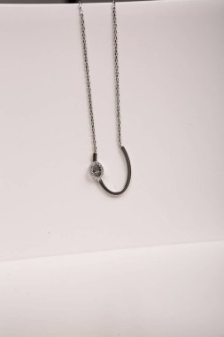 Elmas Mücevherler ve Moda Mücevherleri