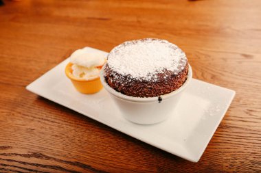 dondurma çikolatalı sufle