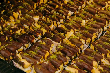 Masada lezzetli bir pasta var.