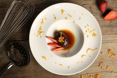 Yerel şeflerin pişirdiği ilginç yemekler.