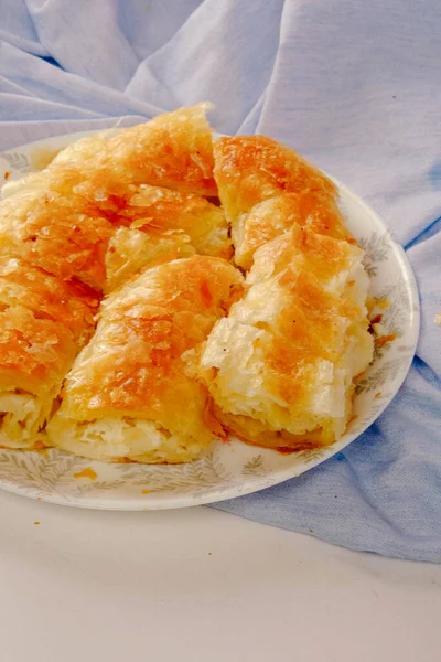 Deliciosa Pastelaria Com Recheio Queijo Feta — Fotografia de Stock