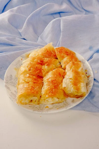 Deliciosa Pastelaria Com Recheio Queijo Feta — Fotografia de Stock