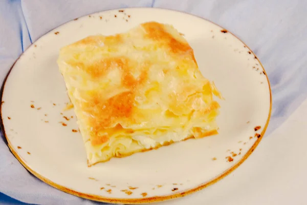 Pastry Lezat Dengan Isian Keju Feta — Stok Foto
