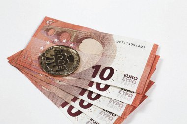 Multi Euro Dolar, farklı türde yeni nesil banknotlar, bitcoin