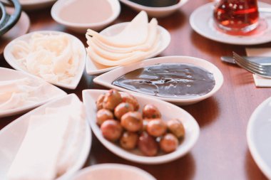 zengin ve leziz Türk Kahvaltı