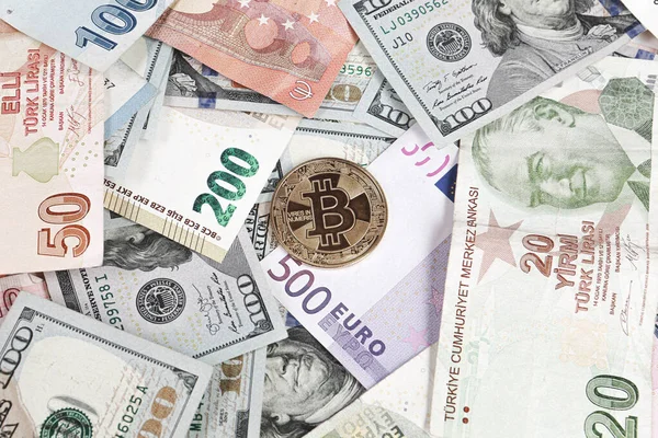 Multi Euro Dolar Készpénz Érme Különböző Típusú Generációs Bankjegyek Bitcoin — Stock Fotó