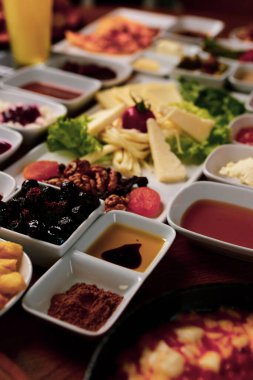 zengin ve leziz Türk Kahvaltı