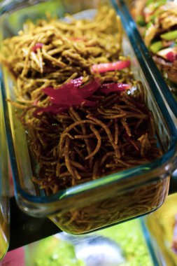 Geleneksel Türk ve Yunan yemek meze masası