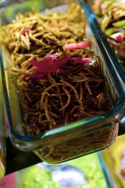 Geleneksel Türk ve Yunan yemek meze masası