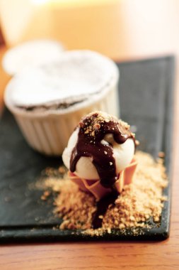 dondurma çikolatalı sufle