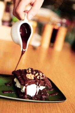 dondurma çikolatalı sufle