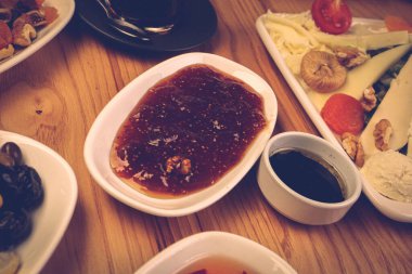 zengin ve leziz Türk Kahvaltı