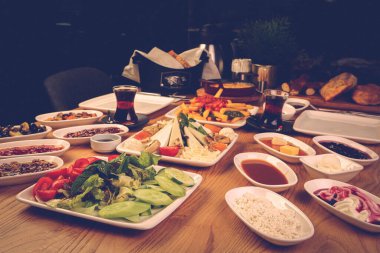 zengin ve leziz Türk Kahvaltı