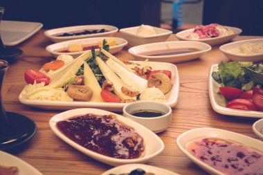 zengin ve leziz Türk Kahvaltı