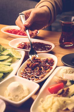 zengin ve leziz Türk Kahvaltı