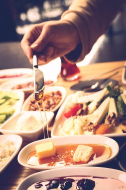 zengin ve leziz Türk Kahvaltı