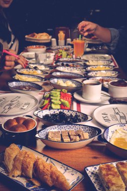 zengin ve leziz Türk Kahvaltı
