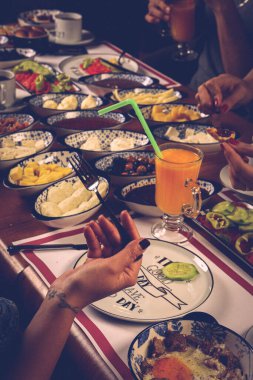 zengin ve leziz Türk Kahvaltı