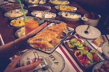 zengin ve leziz Türk Kahvaltı