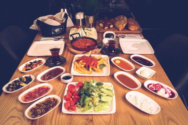 zengin ve leziz Türk Kahvaltı