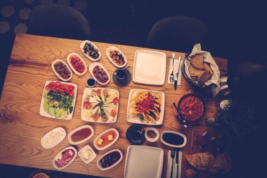 zengin ve leziz Türk Kahvaltı