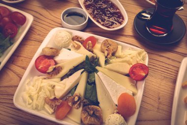 zengin ve leziz Türk Kahvaltı