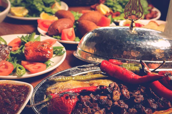 Traditioneller Türkischer Und Arabischer Ramadan Kebab — Stockfoto