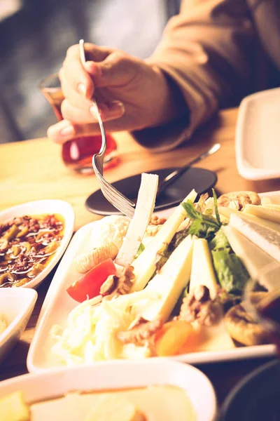 zengin ve leziz Türk Kahvaltı