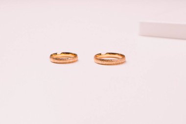 Elmas Mücevherler ve Moda Mücevherleri