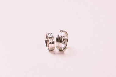 Elmas Mücevherler ve Moda Mücevherleri