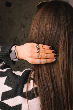 Elmas Mücevherler ve Moda Mücevherleri