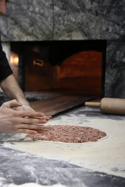 Щоб Приготувати Турецьку Піцу Або Лахмакун Фаст Фуд Популярну Вуличну — стокове фото