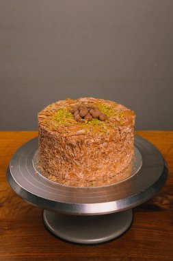 Masada lezzetli bir pasta var.