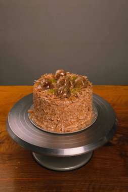 Masada lezzetli bir pasta var.