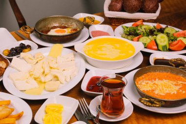 zengin ve leziz Türk Kahvaltı