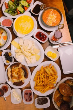 zengin ve leziz Türk Kahvaltı